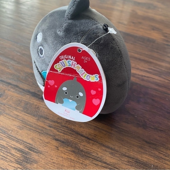 Squishmallows Kai the Orca - Picture 3 of 8
